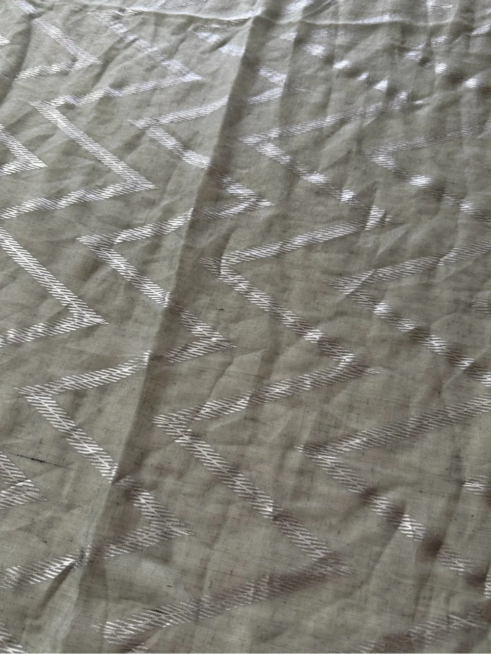 Lightweight Gray Women’s Scarf/ Shawl – Elegant Sheer Texture